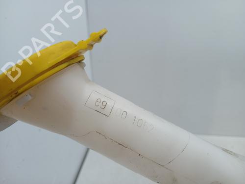 windscreen-washer-tank-toyota-yaris-_p13_-2010-2011-2012-2013-2014-2015-2016-2017-2018-2019-2020-30526595 main image