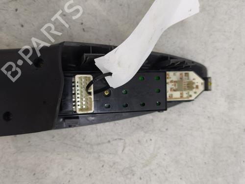 Left front window switch HYUNDAI TUCSON (JM) 2.0 CRDi | BP37660789I27 - Image 3