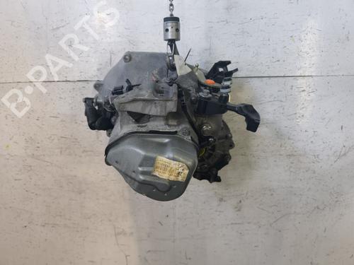Used Gearbox Gearbox CITROËN C3 III (SX) 1.2 PureTech 82 (83 hp) 26317368 26317368
