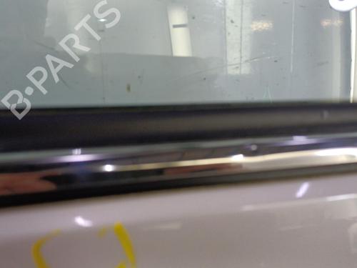 Used Right front door MITSUBISHI OUTLANDER II (CW_W) 2.2 DI-D 4WD (177 hp) 22823662