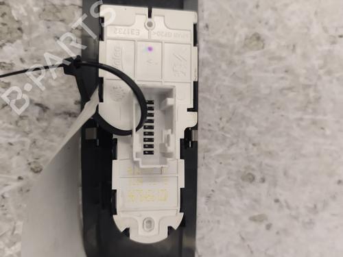 switch-citroen-jumpy-iii-van-v_-2016-25445576 main image