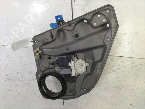 Alzavetro posteriore destra VW GOLF IV (1J1) 1.9 TDI (101 hp) 30726876
