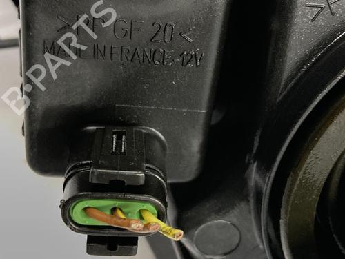 Used Right headlight Right headlight OPEL ZAFIRA A MPV (T98) 1.6 16V (F75) (101 hp) 22816851 22816851