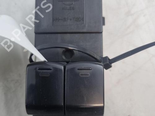 Used Switch Switch NISSAN MICRA III (K12) 1.2 16V (65 hp) 22826951 22826951