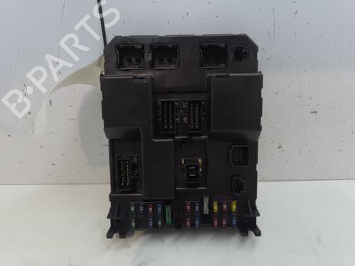 Used Fuse box PEUGEOT 307 (3A/C) 2.0 HDi 90 (90 hp) 27403831