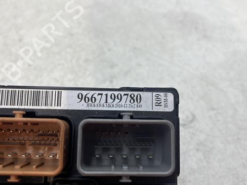 Fuse box CITROËN C3 Picasso (SH_) 1.6 HDI 90 | BP29044213E1