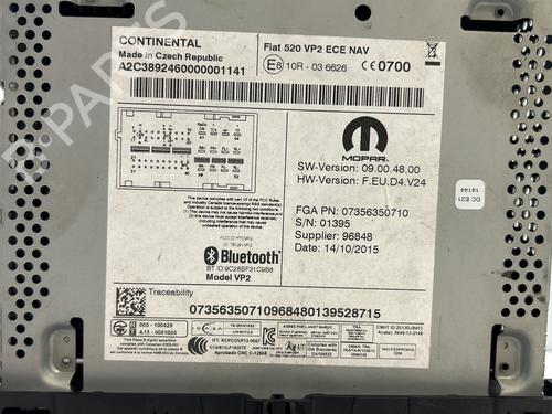 radio-jeep-renegade-suv-bu-b1-bv-2014-39528459 main image