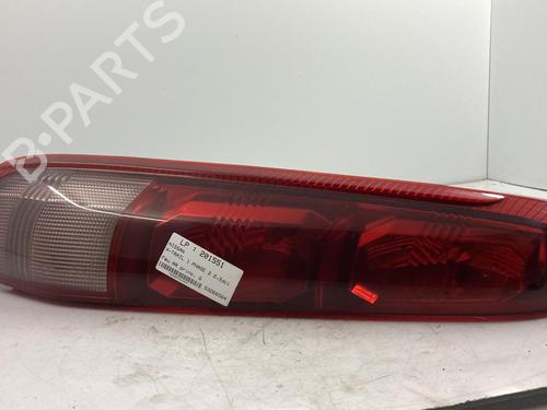 Used Left taillight NISSAN X-TRAIL I (T30) 2.2 Di 4x4 (114 hp) 22817449