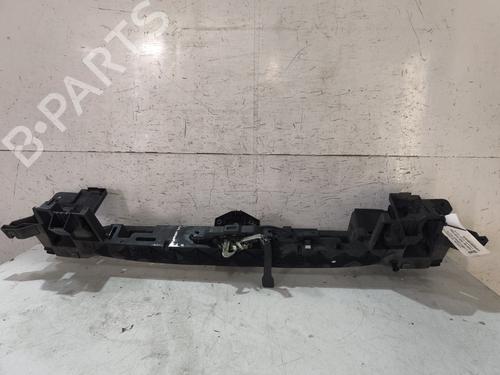 Used Crossmember PEUGEOT 5008 (0U_, 0E_) 2.0 HDi (163 hp) 31582057