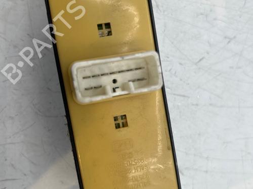 Left front window switch HYUNDAI SANTA FÉ I (SM) 2.0 CRDi 4x4 | BP39513197I27 - Image 4