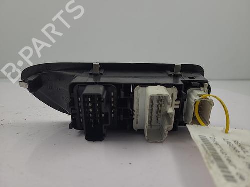 Used Switch RENAULT LAGUNA II (BG0/1_) 1.9 dCi (BG08, BG0G) (120 hp) 22818814