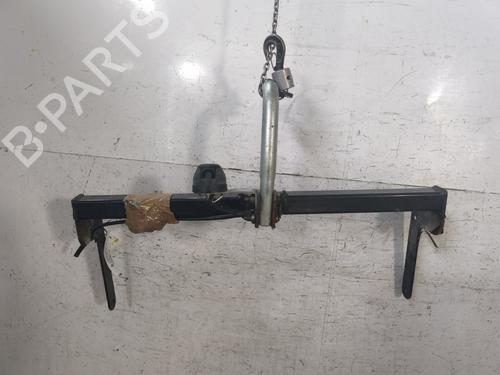 Used Tow ball/Mechanism DACIA DUSTER (HS_) 1.5 dCi (HSMC) (107 hp) 27598753