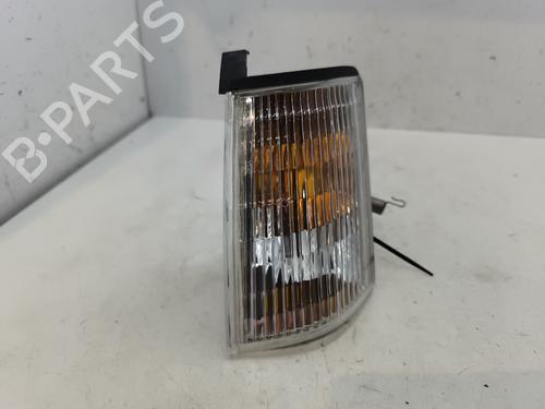 Clignotant avant gauche RENAULT 21 (B48_) 1.7 (88 hp) 28499387