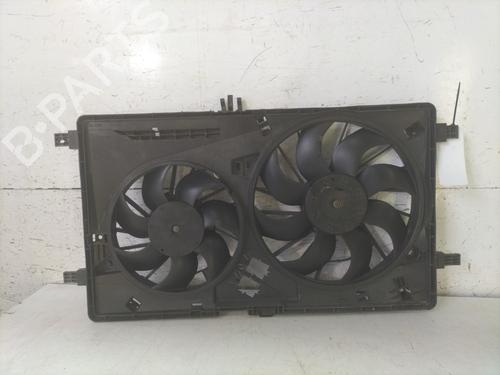 Used Radiator fan RENAULT MASTER III Van (FV) 2.3 dCi 165 RWD (FV0P, FV0U, FV10, FV12, FV1E) (163 hp) 31636930