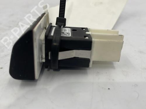 Used Warning switch Warning switch SKODA SUPERB II (3T4) 2.0 TDI 16V (140 hp) 22831212 22831212