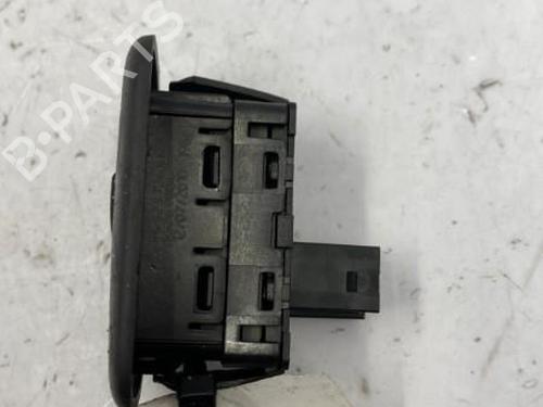 Used Right rear window switch Right rear window switch CITROËN C5 III (RD_) 2.0 HDi 140 (RDRHF8, RDRHFA, RDRHA8, RDRHAJ) (140 hp) 22829218 22829218