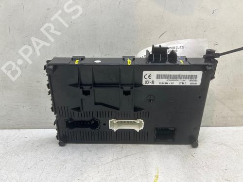 Used Fuse box Fuse box RENAULT CLIO II (BB_, CB_) 1.5 dCi (B/CB07) (65 hp) 39894196 39894196