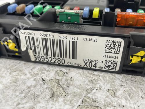 fuse-box-citroen-c3-ii-sc_-2009-25280377 main image