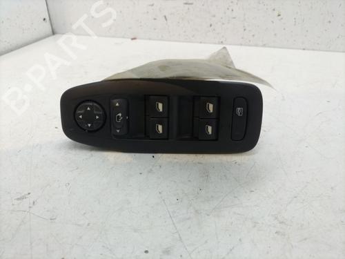 Used Switch PEUGEOT 2008 I (CU_) 1.2 THP 110 / PureTech 110 (110 hp) 28004442