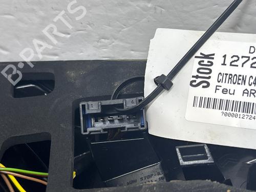 right-taillight-citroen-c4-picasso-ii-2013-36376436 main image
