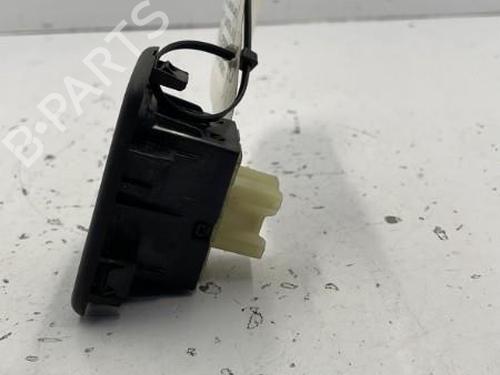 Used Right front window switch Right front window switch FIAT TALENTO Van (296_) 1.6 D (121 hp) 22837494 22837494