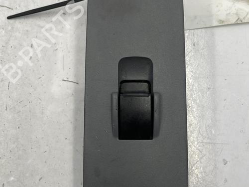 Used Switch Switch MITSUBISHI COLT VI (Z3_A, Z2_A) 1.5 DI-D (Z39A) (95 hp) 22829474 22829474