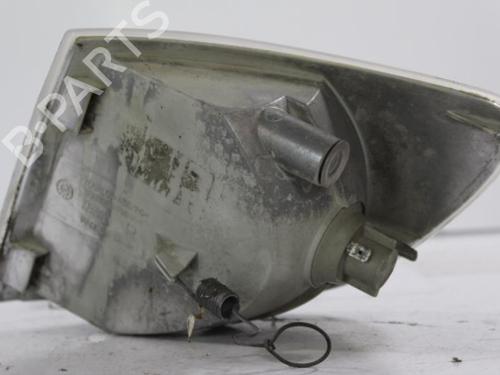 Used Right front indicator MERCEDES-BENZ V-CLASS (638/2) V 220 CDI (638.294) (122 hp) 22813935