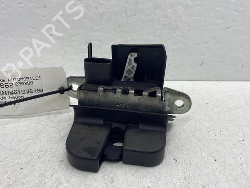 Used Tailgate lock VW POLO VI (AW1, BZ1, AE1) 1.0 TSI (95 hp) 31280247