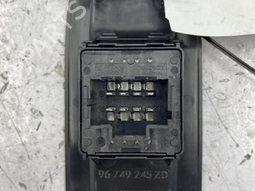 Used Switch Switch PEUGEOT 208 I (CA_, CC_) 1.0 VTi (68 hp) 22835283 22835283