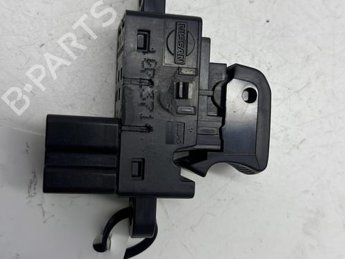Left rear window switch NISSAN QASHQAI I (J10, NJ10) 2.0 dCi | BP26642508I29