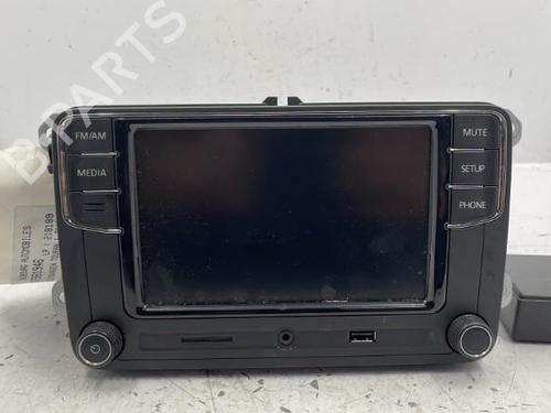 Radio VW TOURAN (1T1, 1T2) 2.0 TDI 16V | BP22835657E6 
