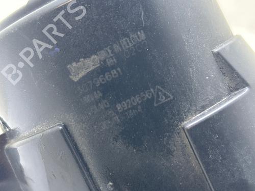 Used Right front fog light Right front fog light 37032081 37032081