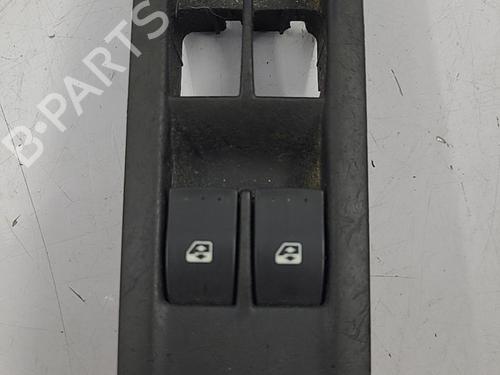 Used Switch RENAULT SCÉNIC II (JM0/1_) 1.5 dCi (JM1E, JM16) (106 hp) 22820155
