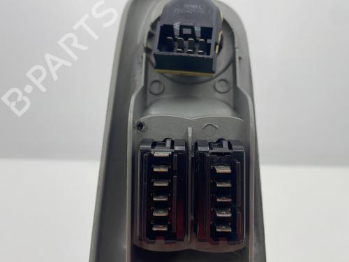 Used Left front window switch Left front window switch RENAULT TWINGO I (C06_) [1993-2012] 32109599 32109599
