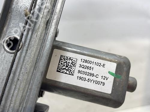 Lève-vitre avant gauche RENAULT CAPTUR I (J5_, H5_) 1.5 dCi 90 (J5N4, J5M5, J5MW, J5M6, J5AL, J5AJ) | BP30045780C22 