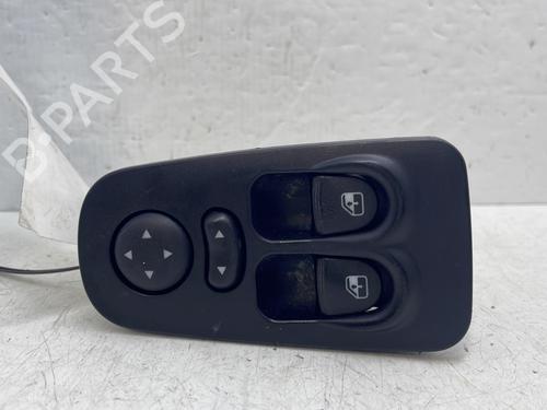 Used Left front window switch LANCIA YPSILON (843_) 1.4 16V (843.AXC11, 843.AXC1B, 843.AXC1A) (95 hp) 31582068