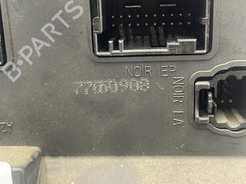 Used Fuse box Fuse box PEUGEOT 206 Hatchback (2A/C) 1.4 HDi eco 70 (68 hp) 22829581 22829581