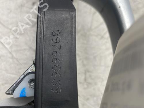 front-left-exterior-door-handle-mercedes-benz-e-class-w211-2002-2003-2004-2005-2006-2007-2008-2009-23830505 main image