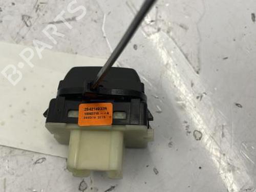 Used Right front window switch Right front window switch DACIA SANDERO II TCe 90 (B8M1, B8MA, B8AC) (90 hp) 22838011 22838011