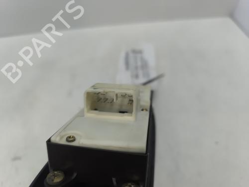 Used Left front window switch Left front window switch TOYOTA YARIS (_P1_) 1.0 (SCP10_, SCP10R) (65 hp) 33448214 33448214
