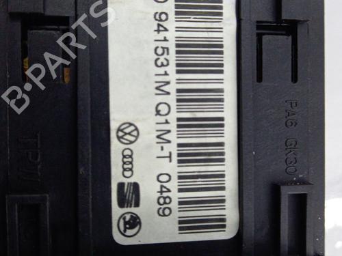 Used Headlight switch VW POLO (9N_, 9A_) 1.2 (60 hp) 22825251
