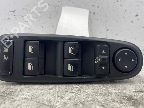 Used Switch Switch CITROËN C4 Grand Picasso I (UA_) 1.6 HDi 110 (112 hp) 24032810 24032810