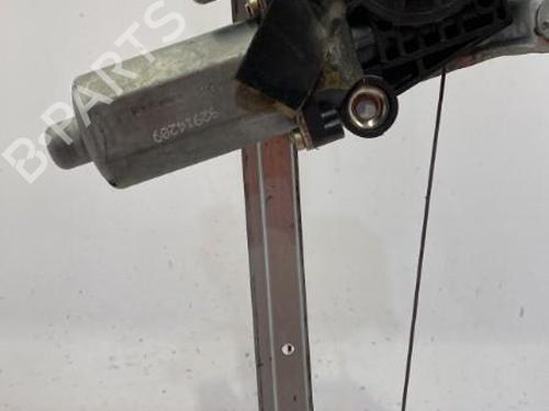 Used Rear right window mechanism OPEL ZAFIRA A MPV (T98) 2.2 DTI 16V (F75) (125 hp) 22841291