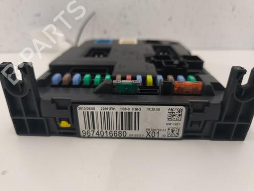 Used Fuse box Fuse box PEUGEOT 207 (WA_, WC_) 1.4 HDi (68 hp) 25881014 25881014