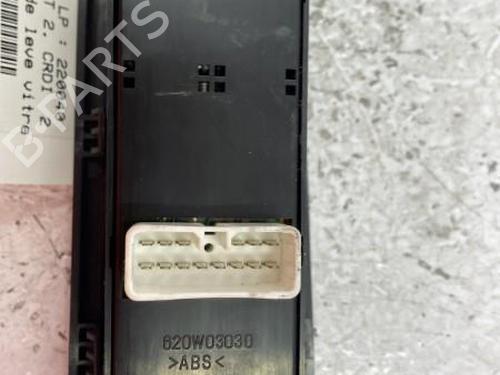 Used Switch Switch HYUNDAI TRAJET (FO) 2.0 CRDi (113 hp) 22838942 22838942