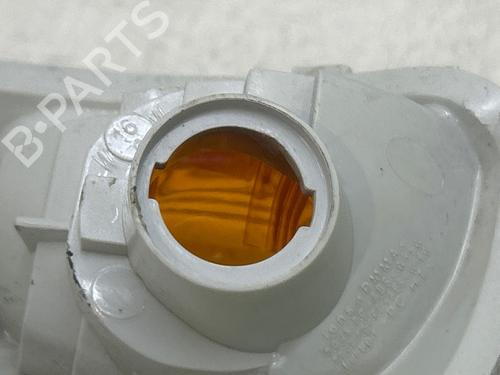 Used Right front indicator Right front indicator RENAULT MASTER III Van (FV) 2.3 dCi 125 FWD (FV0C, FV0D, FV0G, FV0H, FV0J, FV0K,... (125 hp) 40609411 40609411