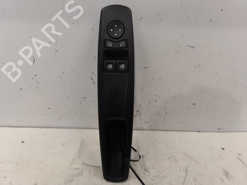 Used Switch RENAULT MEGANE III Hatchback (BZ0/1_, B3_) 1.5 dCi (BZ0C) (90 hp) 24808638