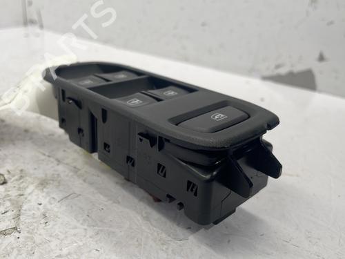 left-front-window-switch-dacia-duster-hm_-2017-25280628 main image