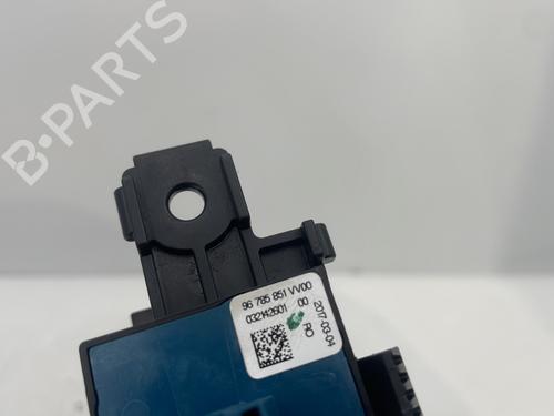 Used Switch Switch PEUGEOT 308 SW II (LC_, LJ_, LR_, LX_, L4_) 2.0 GT HDi 180 / BlueHDi 180 (181 hp) 31972660 31972660