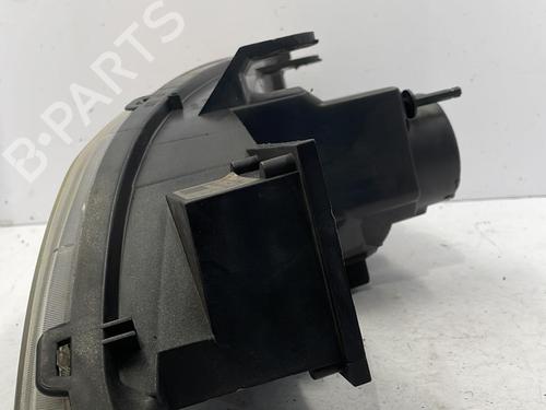 Used Right headlight NISSAN PRIMERA Hatchback (P11) 1.8 16V (114 hp) 22829176